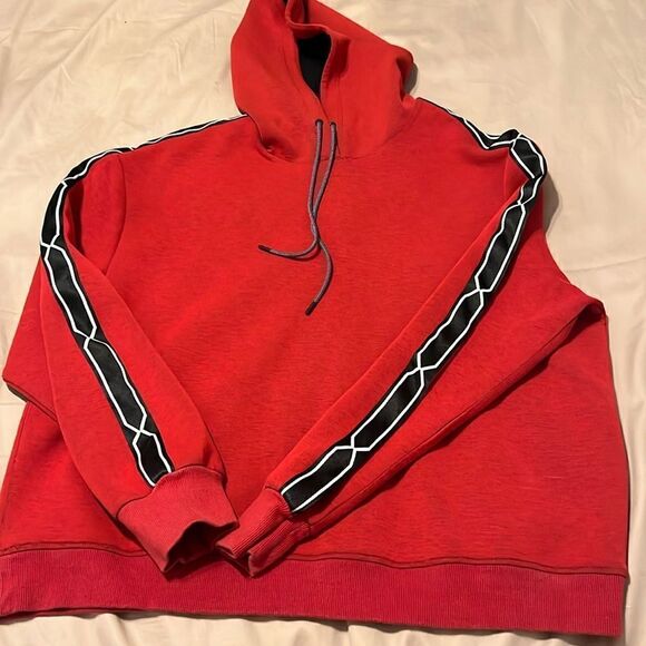Hunter Target szXL red with black and white trim drawstring neck hoodie EUC - Picture 2 of 8
